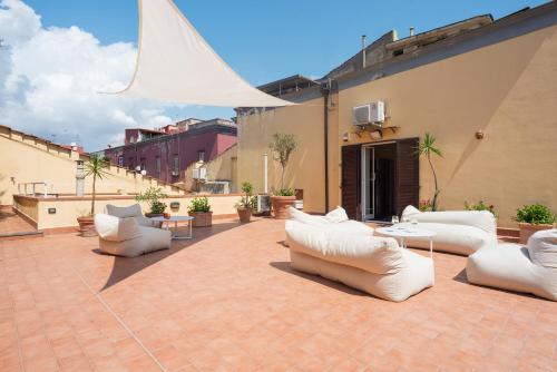 The Supreme Penthouse Iconic Terrace in Old Naples for group