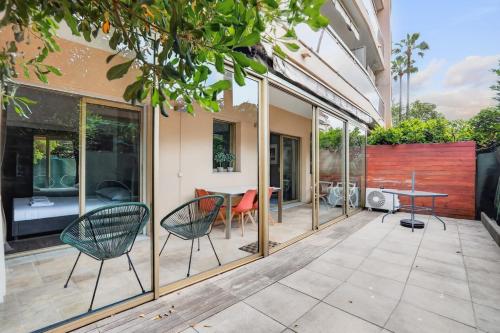 T2 - terrasse & véranda à 10 mn a pied de la plage