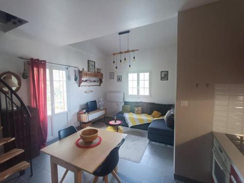Duplex studio Moulleau proche plage avec chambre en mezzanine