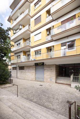 Bedroom Apartment with Balcony near Vatican