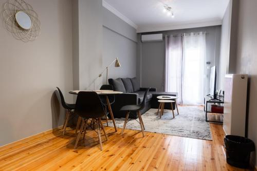 Modern & Cozy City Apartment in the Center