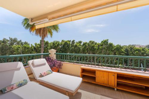 Top floor apartment first line Golf Torrequebrada