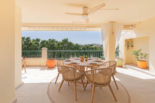 Top floor apartment first line Golf Torrequebrada