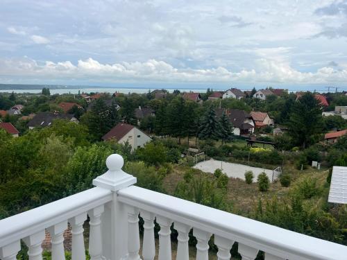 Balatonalmádi Pipacs Villa