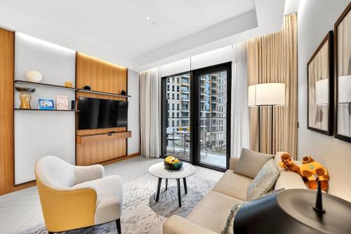 Stylish 1 Bed in Address 305