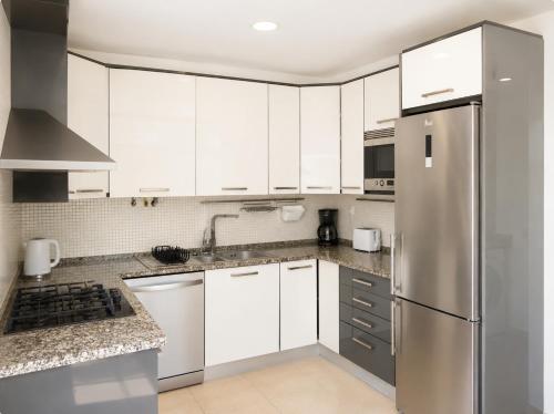LINDA Oura Beach 4BR Villa 10 New for rent!