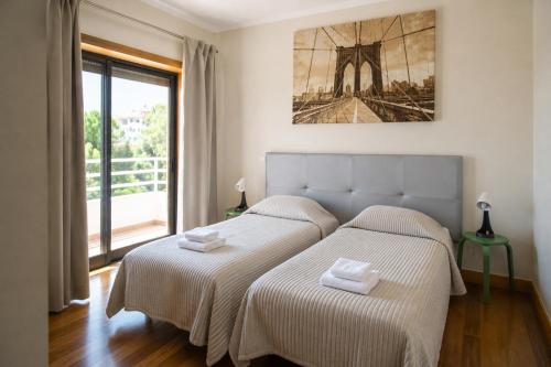 LINDA Oura Beach 4BR Villa 10 New for rent!