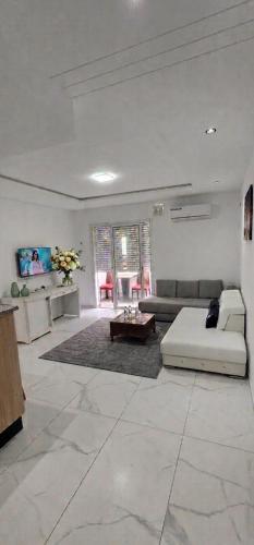 RESIDENCE FEDI un salon et deux chambres