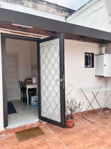 Di Costanzo's Home