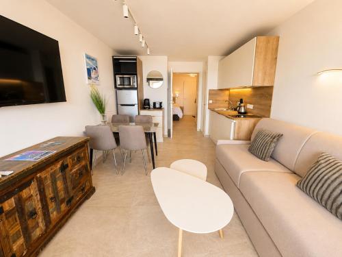 Villa Francia T1bis, 4P, Parking, Terrasse vue mer, Piscine, Tennis