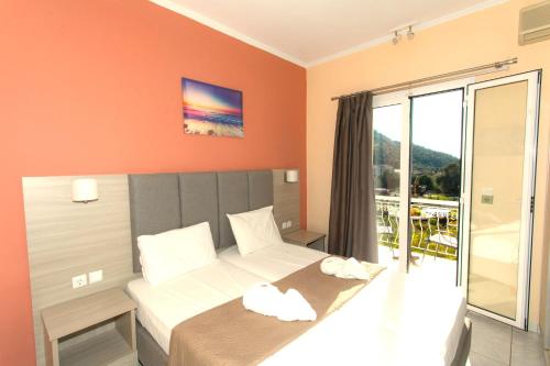 Oliva Resort View & Swimming pool Studios