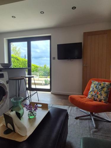 Brighton Garden Boudoir, Free Parking, animals welcome on request for a daily fee photo 6