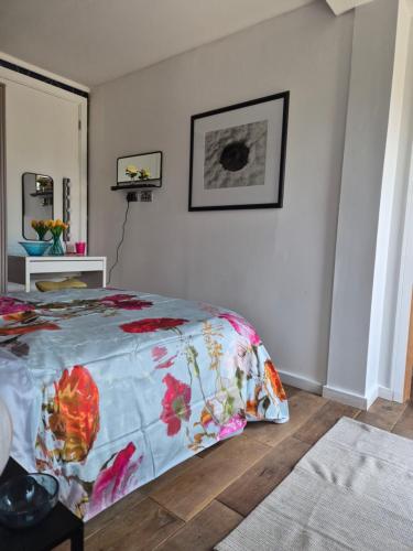 Brighton Garden Boudoir, Free Parking, animals welcome on request for a daily fee photo 8