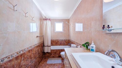 Casa Del Mar Luxe Apartment