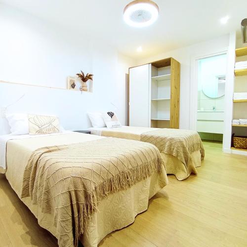 Cozy-Central Apartment4