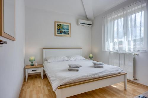 Apartments Lorena B