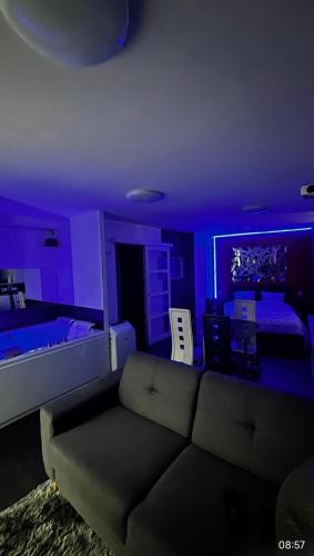Studio meublé à proximité de la sortie d'autoroute de Feurs