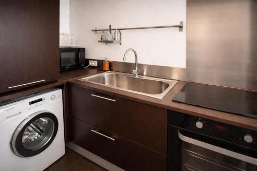 Elegant 2room, 15 min walk to Cannes Film Festival