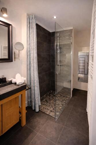 Elegant 2room, 15 min walk to Cannes Film Festival