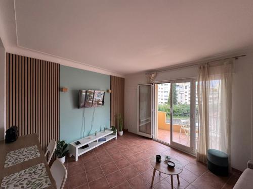 Agréable T2 au cœur de cannes