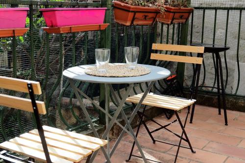 Quiet nest with terrace in the city center