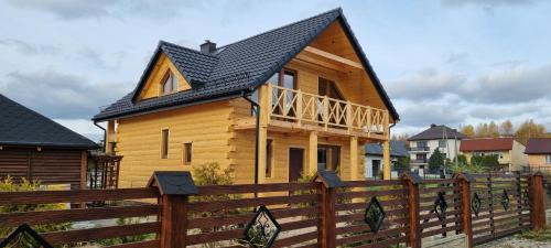 Drewniany Domek z Altaną