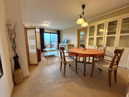 Apartamento con piscina en llandels para la familia