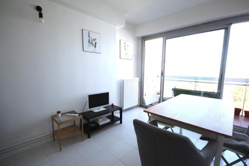Studio with Balcony & View - Batignolles / Monceau