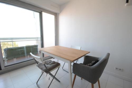 Studio with Balcony & View - Batignolles / Monceau