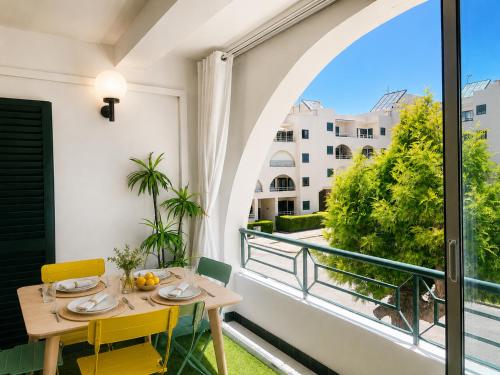 Casa Serenity by Calyferias Salgados