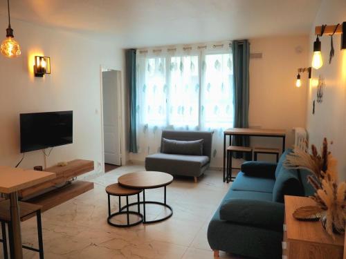 Charming 1-Bedroom Apartment near Champ-de-Mars