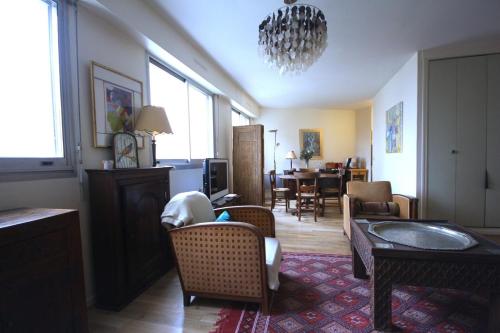 Spacious 1-Bedroom – Lamarck / Sacré-Cœur