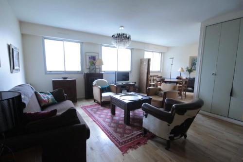 Spacious 1-Bedroom – Lamarck / Sacré-Cœur