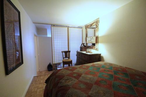 Spacious 1-Bedroom – Lamarck / Sacré-Cœur