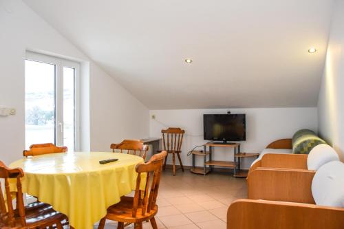 Apartmani Frane