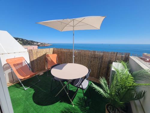 Studio Vue mer et piscine, wifi, climatisation, parking Résidence Cap corniche