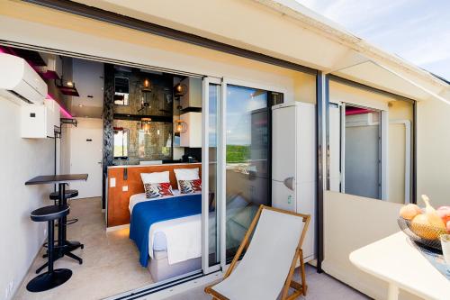 Cap Cosy Naturiste Heliopolis Cap d'Agde with Sea View