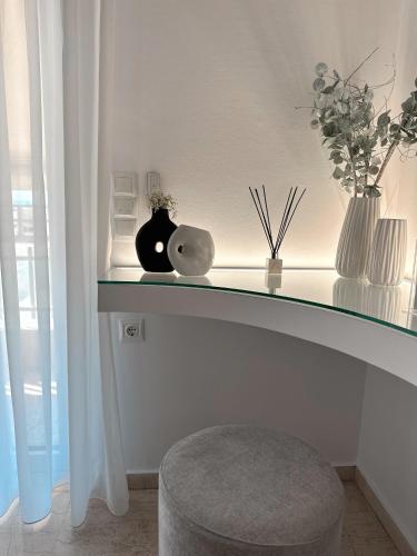 ThAeros Central Apartment Near the Beach!