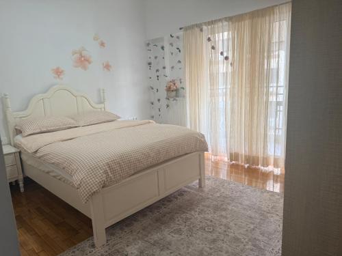 Piraeus new hotel