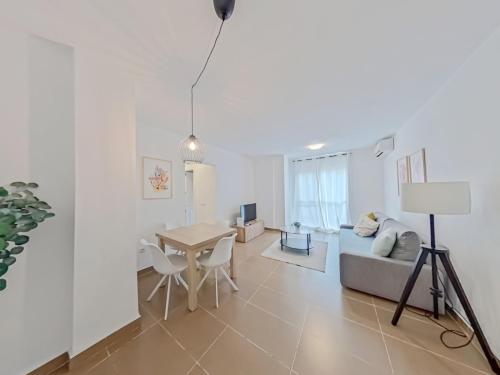 Great 3BR apartment next to Malaga Oldtown AC-FREE PARKING