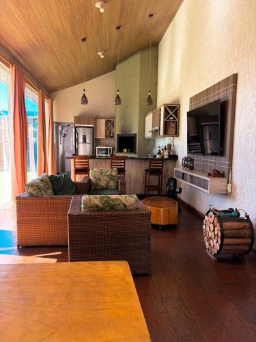 Casa Ampla 3 Quartos com Hidromassagem