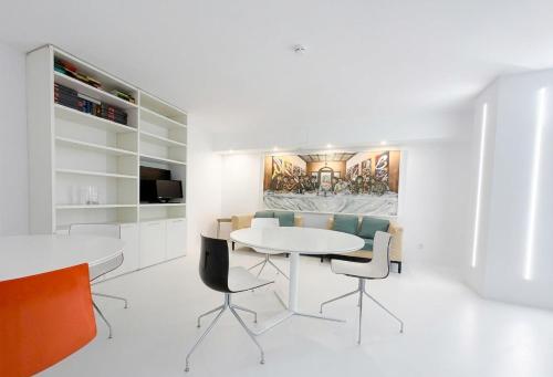 Marina Legacy I Boutique Residence