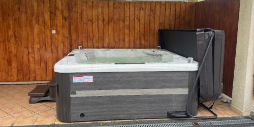 a jacuzziificialificialificialificialificialificialificialificialificialificialificial at Willa Marion in Karpacz