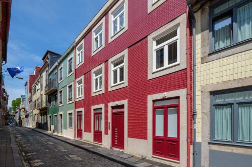 Magnolia 4 Luxury with AC Metro Downtown Porto