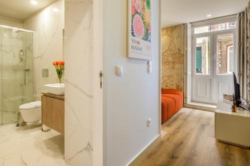Magnolia 2 Luxury with AC Metro Downtown Porto