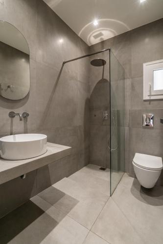 Elegant Suite Piraeus Port