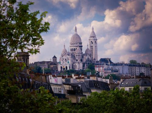 Grand Appartement Haussmannien au Cœur de Paris