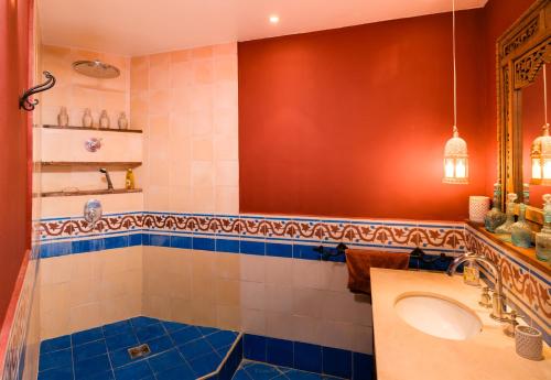Grand Appartement Haussmannien au Cœur de Paris