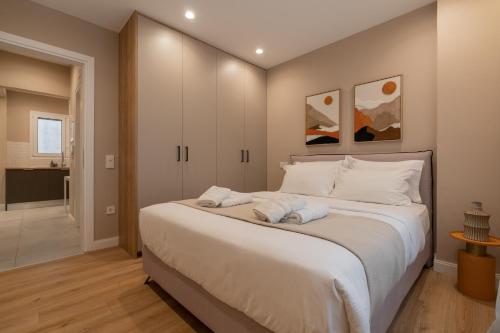 Elegant Suite - Marina Zeas