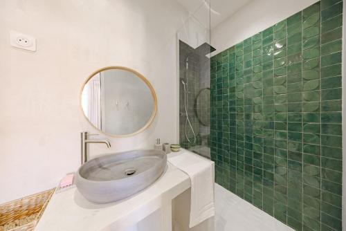 Cannes - 2 bedrooms and 2 bathrooms apartment - LEO